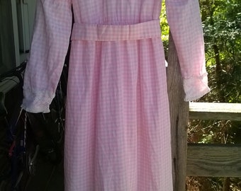 60s 70s Pioneer Days Gingham Dress, Pink and White Prairie Dress with Bonnet, sz Small to Medium, Handmade