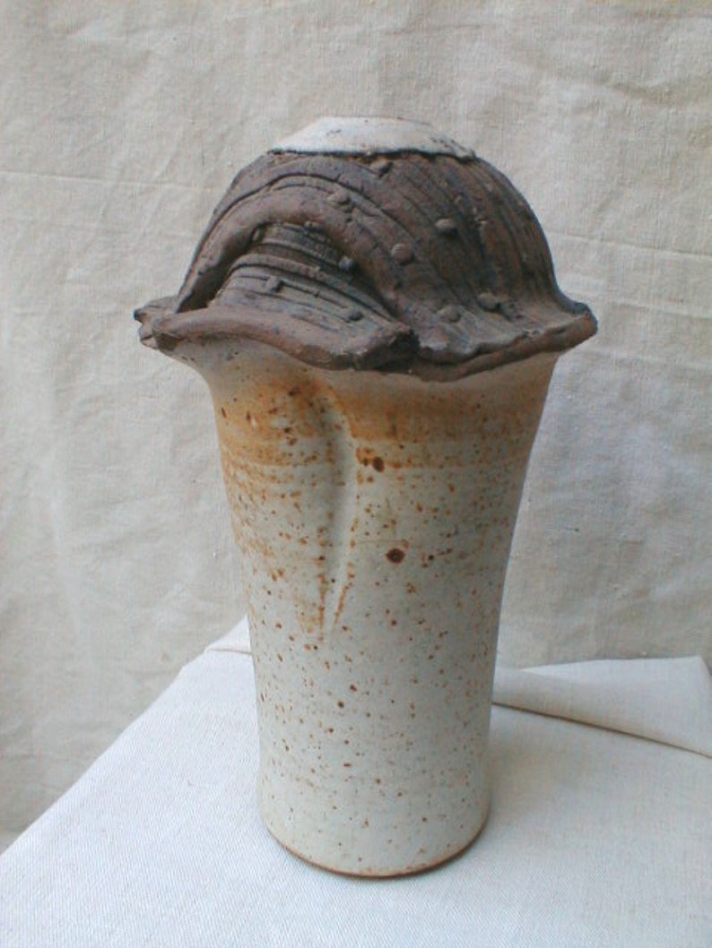 1966 Wheel Thrown Pottery Vase, Hippie Potttery, Hand Made, Large - Etsy