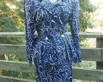 All That Jazz 2 piece suit with Peplum 80s does 40s with huge shoulderpads sz 11/12 Print Rayon