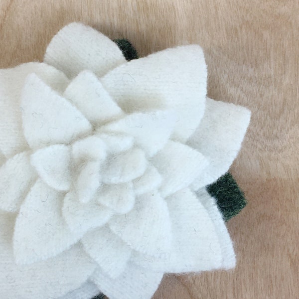 Recycled Cashmere Handmade Flower Pin Brooch #014