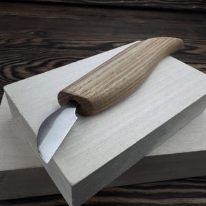 Hand-Forged Chip Carving Knife. 52100 Carbon Steel Blade. Ash Handle. Precision Detail Knife for Decorative Work. Carving Tool. Carver Gift.