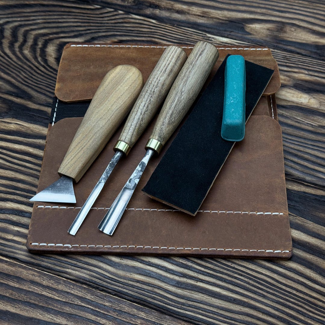 Chip And Gouges On Table 3-piece Hand-forged Gouge and Chip Knife Set With Stropping Board ...