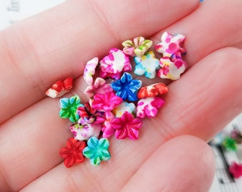 6.25mm Tiny Splatter Painted Flower Cabochons in Colorful Resin, Lily Shaped Undrilled Flat Back Decoden for Nail Art, Jewelry, Crafts