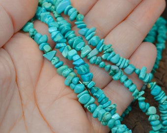 Half Strand Magnesite Chip and Nugget Beads, Dyed Turquoise Blue, Beautiful Southwest Theme, Vivid Color for DIY Jewelrymaking, Crafting