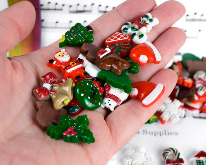 Mixed Christmas Themed Resin Cabochons, Fun and Colorful Holiday Inspired Flatbacks for Decorating DIY Gifts, Ornaments, Jewelry and More image 3