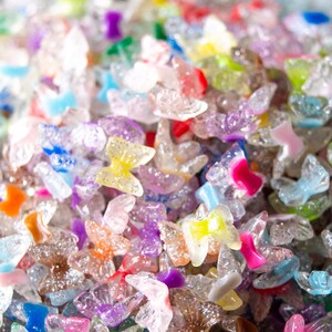 6.5mm Butterfly Cabochons in Glitter Resin, Colorful Base with Transparent Clear Sparkly Wings, Undrilled Flat Back Glue On Embellishments bild 5