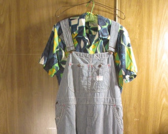 Big Mac Overalls Stripe Denim 60s vintage Penneys Overalls Union Made Sanforized Square Bak gently distressed USA vintage overalls L 42