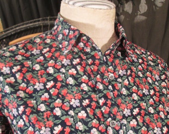 J Crew Liberty of London calico print shirt Classic vintage Calico blouse navy and coral floral cotton S