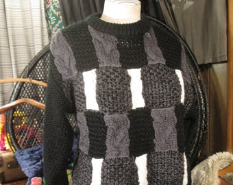 Cable knit Patchwork Pullover Sweater 80s Vintage Black White Gray chunky knit acrylic Sweater  M L