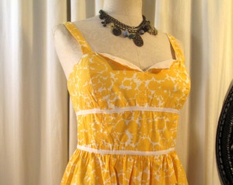 Vestido veraniego vintage amarillo floral con sujetador años 90 Vestido de algodón amarillo y blanco S M