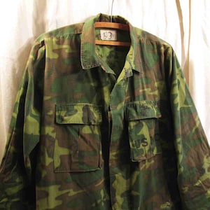 USMC 70s Army Shirt Camouflage Cotton Ripstop pre 73 Vintage Army Jungle shirt Marines Eagle Globe Anchor Military hot weather coat  S M