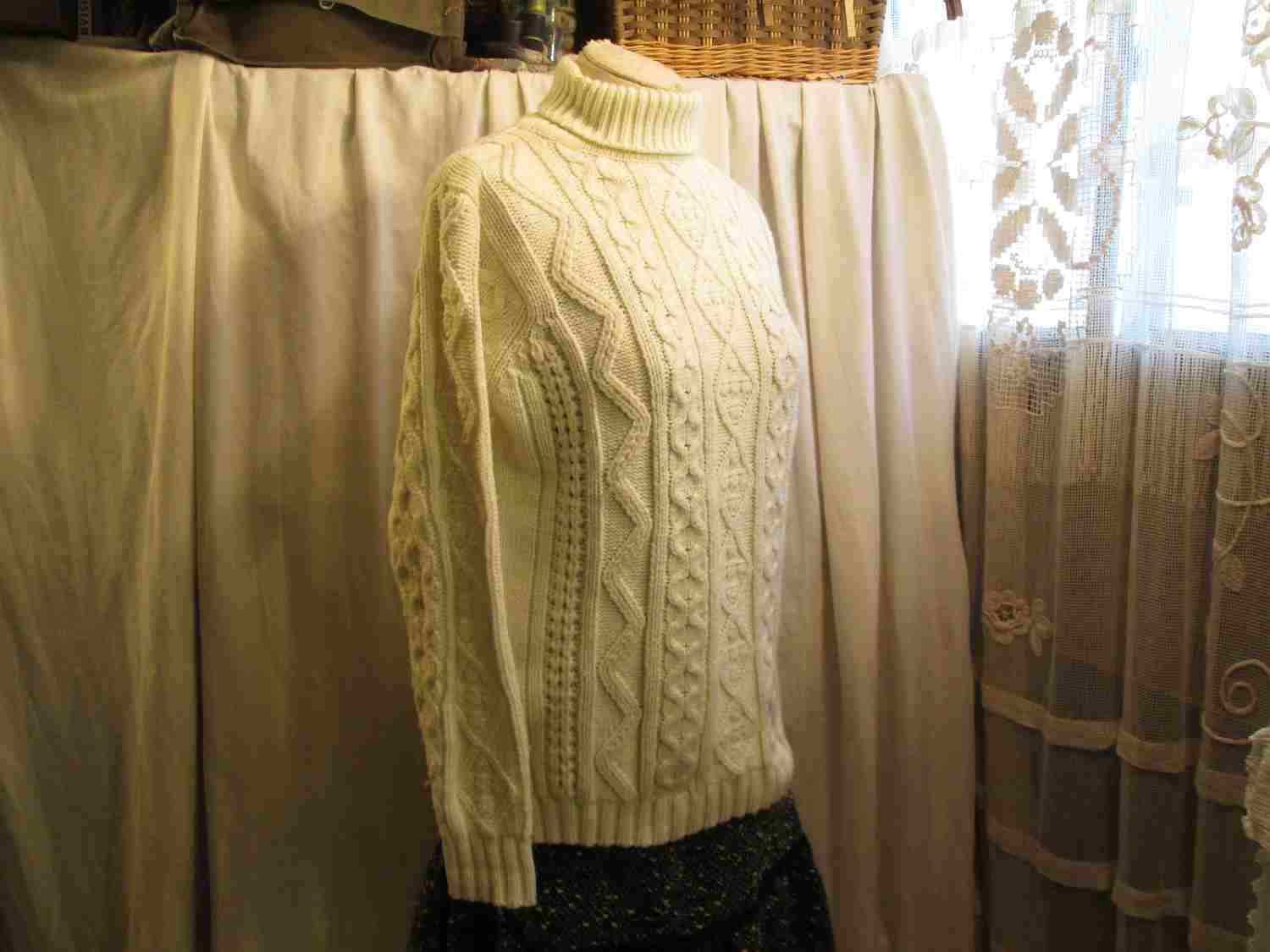 Jantzen 70s Irish Fisherman turtleneck Vintage cream acrylic Sweater Cable knit pullover prep Sweater  M