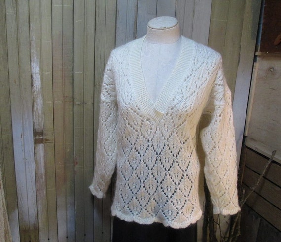 Vintage Mohair sweater 80s Oversize White mohair … - image 2