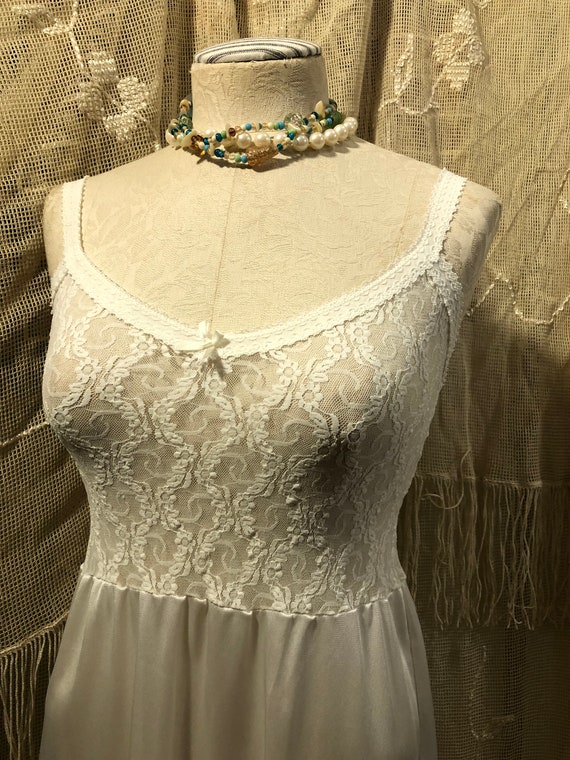 Vintage sheer stretch lace nightgown Sleeveless s… - image 2