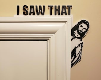 Divisa Decorativa Da Porta In Legno 'I Saw That Jesus' – 2 Pezzi Da 21,6x17 Cm – Cartello Umoristico Per Casa, Camera Da Letto, Ufficio - 2