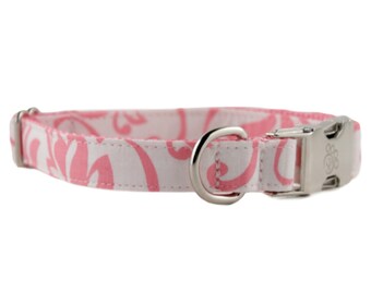 Collar rosa con estampado floral para perro – Tela de diseño, opción de hebilla metálica