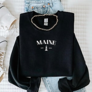 Embroidered Maine Sweatshirt, New England Crewneck, Maine Vacation Sweatshirt, Fisherman Aesthetic, Coastal Sweatshirt, New England Pullover