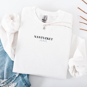 Sudadera bordada de Nantucket, sudadera de cuello redondo con temática oceánica, sudadera de Nueva Inglaterra, estética de pescador, sudadera costera, vacaciones en Nantucket
