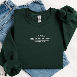 Embroidered Smoky Mountain Sweatshirt, National Park Crewneck, Tennessee Sweater, Great Smoky Mountain Vacation, Souvenir, Bachelorette Trip