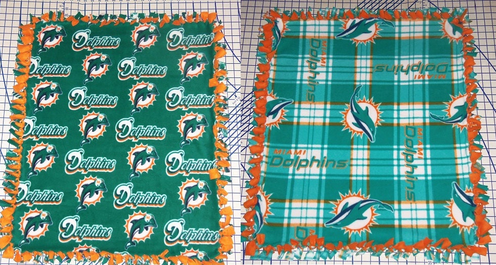 Miami Dolphins NFL Legends In History Fleece Blanket Quilt - Growkoc