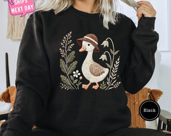 Cottagecore Duck Sweatshirt, Trendy Cottage Core Animal Sweater, Vintage Duck Sweatshirt, Duckling Cottagecore Hoodie, Animal Lover Gift