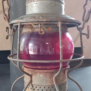 RARE Vintage Embury Luck-E-Lite No.25 Railroad Train Lantern