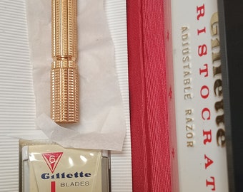 1964 Gillette Aristocrat Adjustable Razor Set - Etsy
