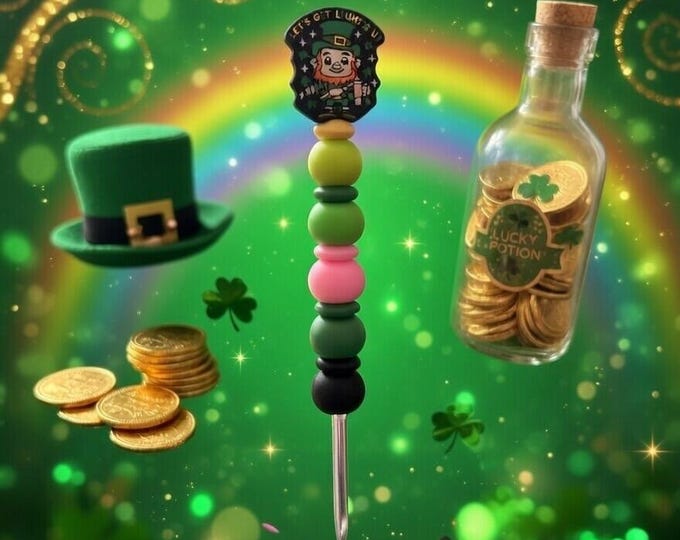 Handmade Lucky Charm Crochet Hook – St Patrick’s Day Silicone Beaded Tool