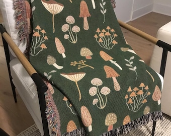 Forest Mushroom Throw Blanket: Cozy Fall Blanket Gift for Mushroom Lovers & Nature Lovers, Cottagecore Woven Tapestry, Woodland Cabin Decor