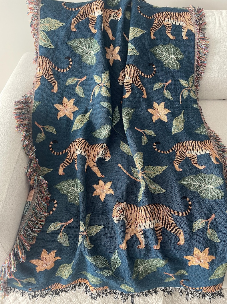 Tiger Jungle Woven Blanket: Botanical Tiger Tapestry Blanket ...