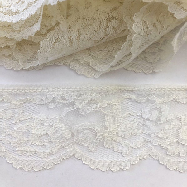 Vintage Light Ivory Flat Lace Trim with Rose Design and Scalloped Edge - One Yard - 2 Inches Wide -  Crafting, Sewing, Journals