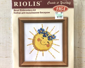 Beaded Counted Cross Stitch Embroidery Kit - Happy Face Sun -  Riolis Brand 1164 - Finished Size 4 x 4 - Smiling Sun with Flower Headband