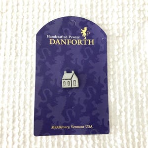 Broche vintage de peltre macizo con forma de casa - Fabricado por Danforth Pewter en Vermont