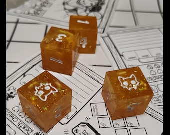 Zesca - D6 セット、手作りの樹脂製ダイス 4 個、黄色、DnD、Daggerheart、テーブルトップ、Pathfinder ダイス、ボードゲーム。