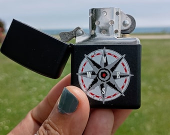 Zippo 1998 lighter vintage. Marlboro.