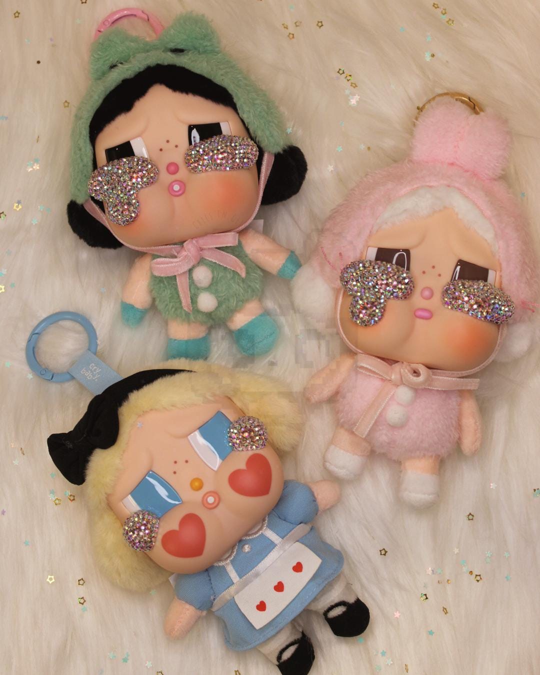 【お得】 Bedazzled Authentic Keychain Charm, Bag Again Crying CRYBABY アイドル