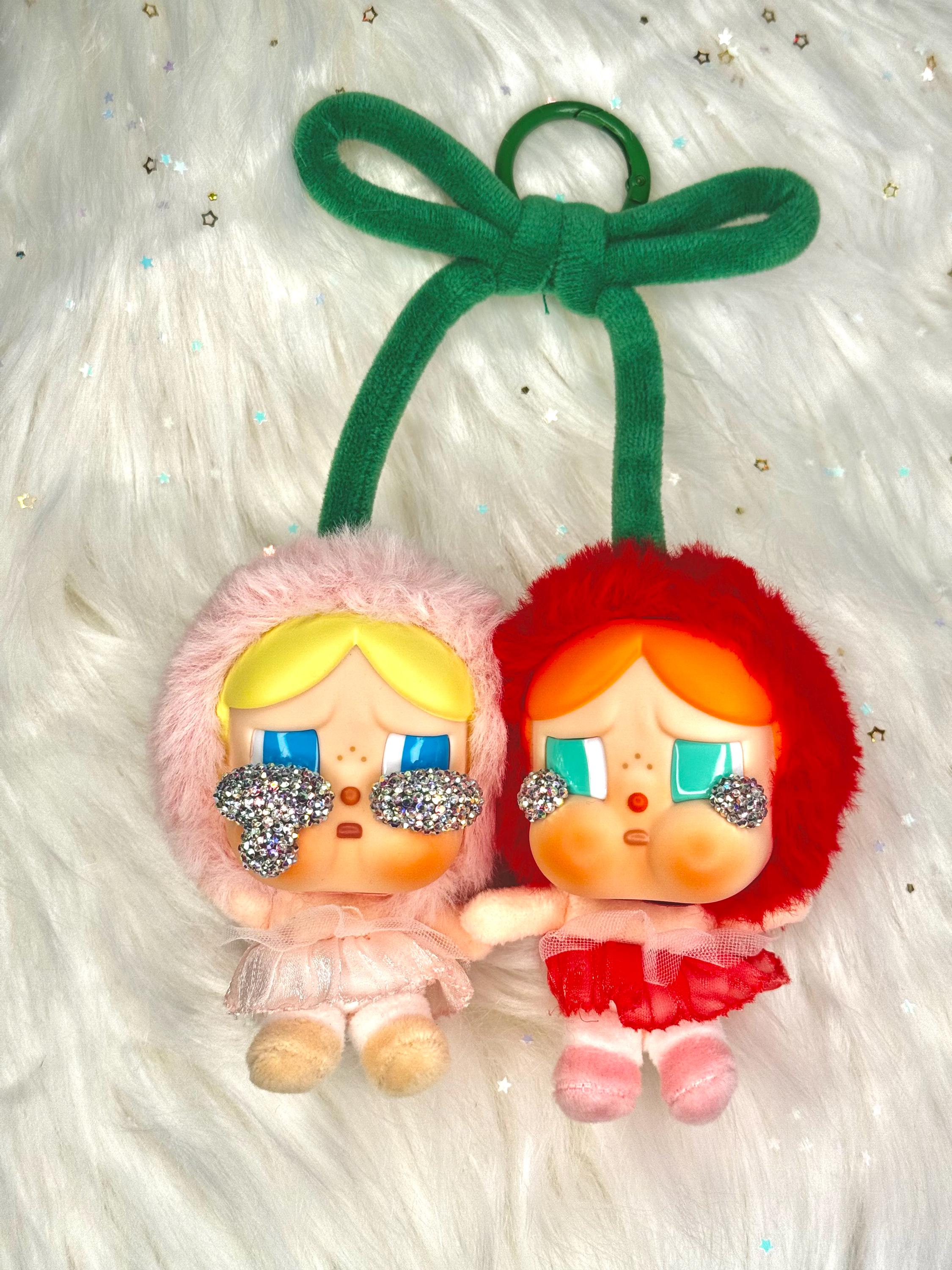 キーホルダー・アクリルキーホルダー CRYBABY Love You Cherry Much キーホルダー・アクリルキーホルダー CRYBABY Love You Cherry