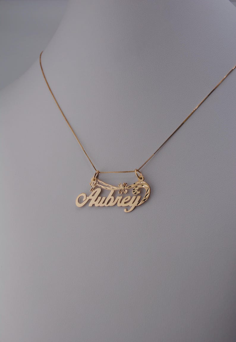 Intertwined Flower Vine Nameplate - 10K/14K Solid Real Gold Custom Name ...
