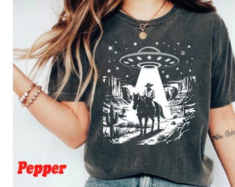 UFO Cowboy Shirt - Retro Western Comfort Colors T-Shirt, Vintage Rodeo Graphic Tee, Oversized Cowboy T Shirt, Wild West Tshirt, Cowgirl Top