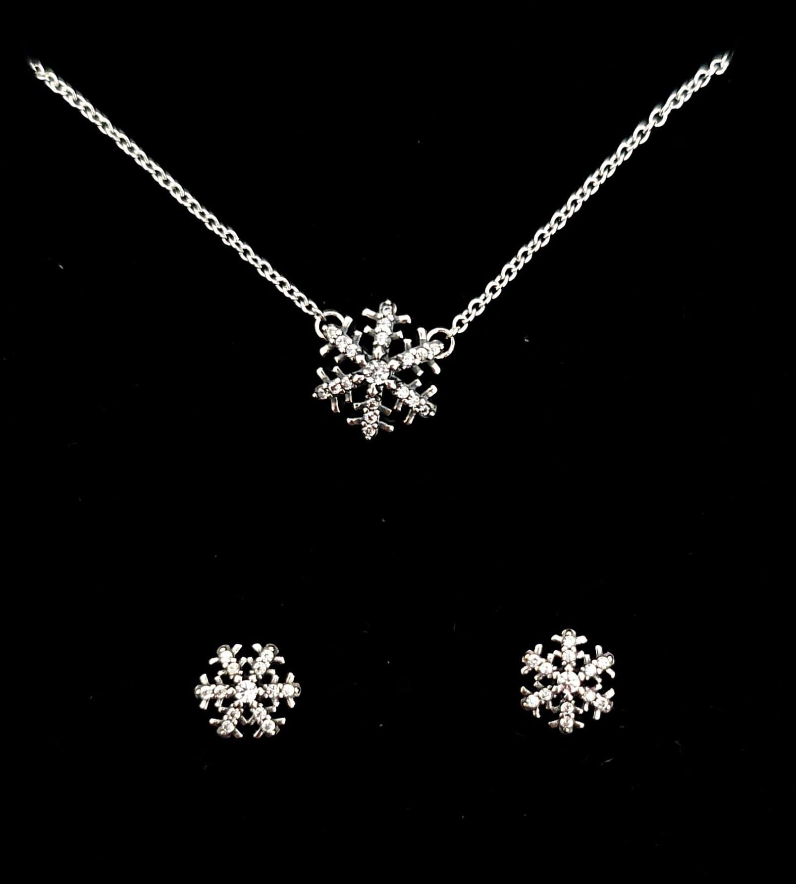 Orecchini Pendenti A Fiocco Di Neve In Argento Sterling S925 Con Zirconi, Ipoallergenici, 2.3x4.3 Cm, 3g, In Scatola Regalo