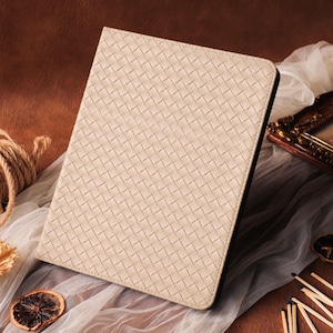 Beige vävt läderskal till iPad 8/9/10, iPad Air 3/4/5, iPad Pro-skal 2022, iPad 10,2" 10,5" 11" 12,9", iPad Mini 4/5/6/7, iPad Pro 11