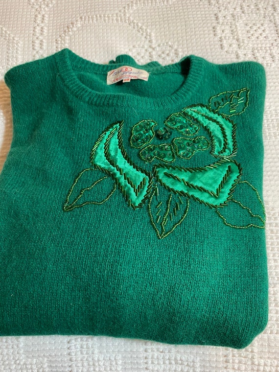 Wool Sweater Vintage Crew neck with appliqué and … - image 8