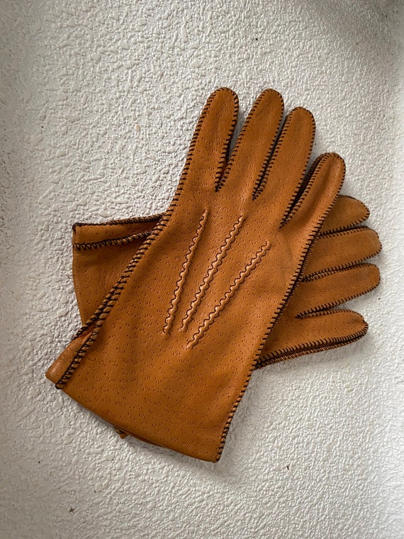 Leather gloves – women’s light brown gloves  by gr