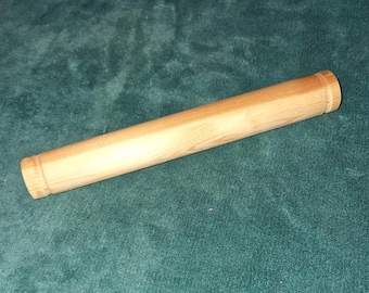 Small rolling pin for smaller hands or limited spaces