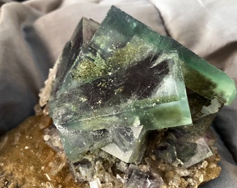 Really Neat Green Cubic Fluorite with Quartz -- Yindu -- USA Seller