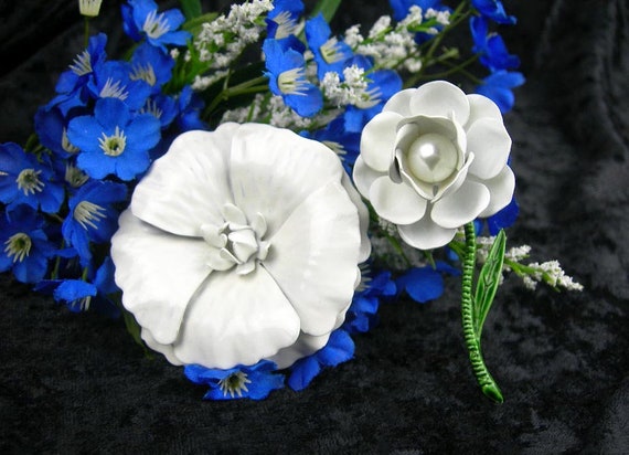 Vintage White Metal Flower Brooches, Wedding Brida