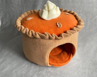 Readymade Pumpkin Pie House, Fall, Thanksgiving, Guinea Pig House, Guinea Pig Bed, Small Animal Bed, Senior Piggy, Arthritis