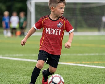Iconische gepersonaliseerde Mickey Mouse-voetbalset, shirt met aangepaste naam nummer supporter, uitrusting voor wereldwijde toernooiwedstrijd 2026 vaderdag