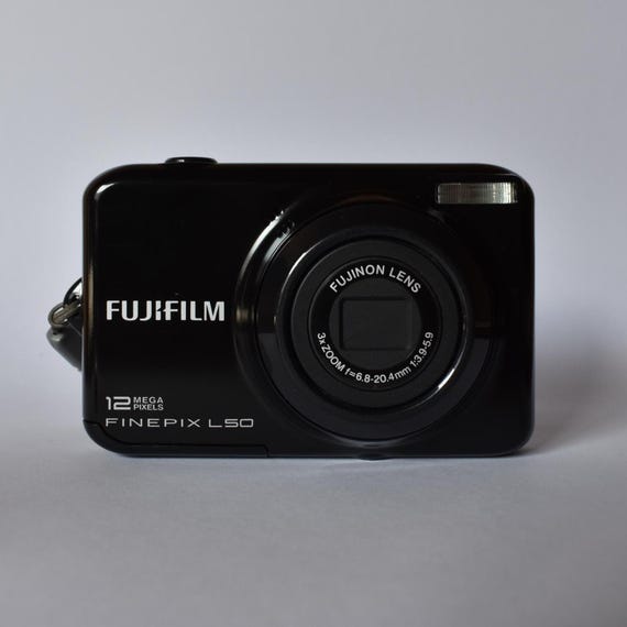 Fujifilm Finepix L50 - Digital Camera - MINT Condition - Etsy