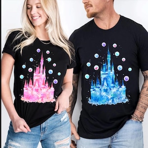 Disney Aquarell Schloss Shirt, Mickey & Friends T-Shirt, Disney Figuren, Minnie Ohren Schloss Shirt, Magic Kingdom, Disney Familie Shirt